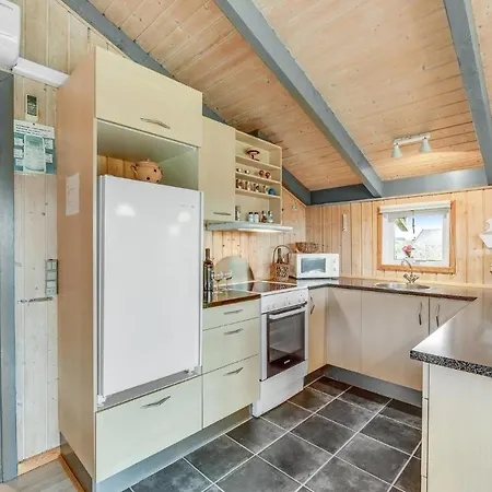 Beautiful In Hvide Sande With Kitchen * Bjerregard