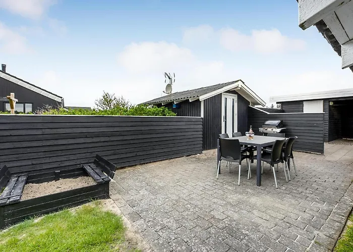 Tatil Evi Kirksvej Bjerregård